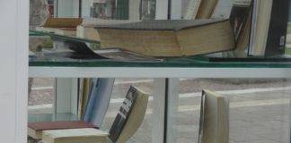 Σκισμένα και τσαλακωμένα έντυπα …«φωλιάζουν» σήμερα στις «φωλιές βιβλίων»