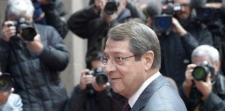 Κύπρος: Επανεξελέγη ο Αναστασιάδης