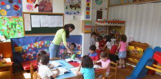 Σε προκάτ παιδικούς σταθμούς καταλήγει και ο Δημαρχόπουλος…!