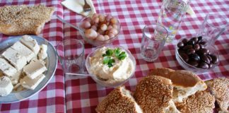 Καθαρά Δευτέρα με παραδοσιακά σαρακοστιανά εδέσματα και χορούς στον Δήμο Τοπείρου