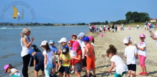 «Καθαρίστε τη Μεσόγειο» -Από νήπια και μαθητές δημοτ. σχολείων στην Μάνδρα και στο Π. Λάγος