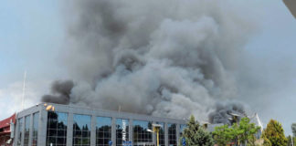 Εργαζόμενοι στην SUNLIGHT: Δεν εργάζονται μετά την φωτιά αλλά… πληρώνονται κανονικά!