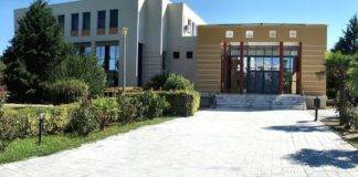 Καθηγητής του ΤΕΙ Σερρών ζητούσε «μίζες» και σεξ για να περνάει φοιτητές στα μαθήματα