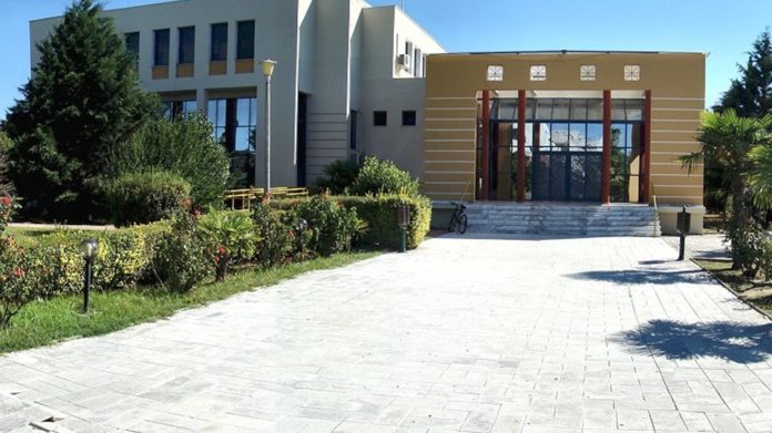 ΚΑΘΗΓΗΤΗΣ