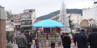 Με αγορές της τελευταίας στιγμής και…πρωτοχρονιάτικο λαχείο αποχαιρέτισαν οι Ξανθιώτες το 2018