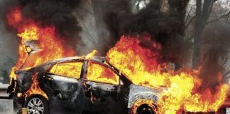 Τραγωδία με τρεις ανθρώπους που κάηκαν ζωντανοί σε τροχαίο στην Καρβάλη