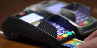 Υποχρεωτικά τα POS: Η λίστα με τις επιχειρήσεις που πρέπει να βάλουν άμεσα