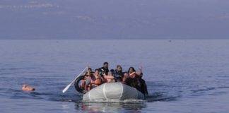 Νέα βάρκα με 37 άτομα εντοπίστηκε έξω από την Αλεξανδρούπολη
