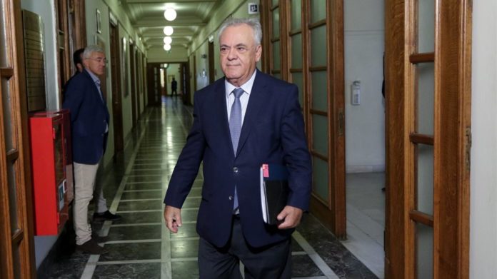 dragasakis_xrwm