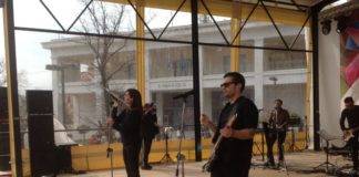 Μυρωνας Στράτης και Ελισαβετ Σπανού ξεσήκωσαν μικρούς και μεγάλους στην κεντρική πλατεία