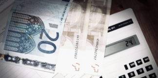Αναδρομικά: Κλείδωσε η επαναφορά των δώρων και του επιδόματος αδείας σε δημοσίους υπαλλήλους και συνταξιούχους