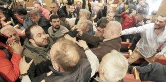 Απίστευτες εικόνες: Ξύλο και ύβρεις στη συνεδρίαση της ΓΣΕΕ