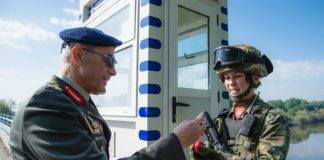 Πάσχα με το προσωπικό του Δ’ ΣΣ έκανε ο Αρχηγός του ΓΕΣ Γ. Καμπάς