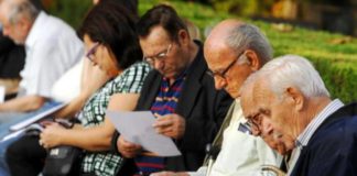 «Μουδιασμένοι» οι συνταξιούχοι για το…δείγμα από 13η σύνταξη