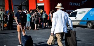 Οι μισοί Έλληνες δεν μπορούν να πάνε ούτε διακοπές μίας εβδομάδας