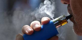 Αντικαπνιστικός νόμος: Σφοδρές αντιδράσεις για το ηλεκτρονικό τσιγάρο -Τι ισχύει