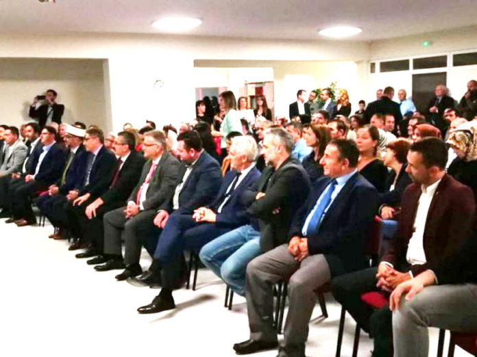 ΣΥΛΛΟΓΟΣ ΕΠΙΣΤΗΜΩΝ ΜΕΙΟΝΟΤΗΤΑΣ