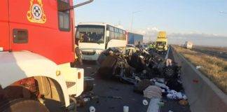 Η ανακοίνωση της αστυνομίας για το θανατηφόρο τροχαίο στα διόδια των Αμαξάδων