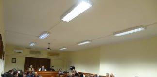 Δημοτικό Συμβούλιο Ξάνθης: Ανέβαλε την «μισή» συνεδρίαση, η…πίτα του ΑΟΞ