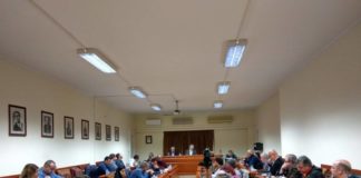 «Σκληρό ρόκ» μεταξύ Φανουράκη – Δημαρχόπουλου για ΣΔΑΝΞ και Παιδικές Χαρές