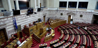 Όλες οι αλλαγές στο Δώρο Χριστουγέννων, στις υπερωρίες, τον νέο κατώτατο μισθό και οι προϋποθέσεις χορήγησης του επιδόματος ανεργίας