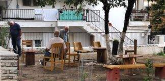 Lockdown: Σαν το σπίτι στο χωριό, για τους ηλικιωμένους, δεν έχει!