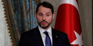 Τουρκία: Παραιτήθηκε ο ΥΠΟΙΚ και γαμπρός του Ερντογάν Μ. Αλμπαϊράκ