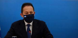 Πέτσας: Με το 6 οι μετακινήσεις στις γιορτές-Όποιος κυκλοφορεί μετά τις 22:00 θα τον σταματά η αστυνομία