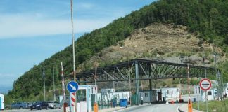 Χ. Δερμεντζόπουλος: «Να ανοίξουν οι συνοριακοί σταθμοί Νυμφαίας και Ορμενίου για τους Έλληνες φοιτητές»