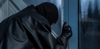 Διέρρηξε επιχείρηση στην Ξάνθη και έκλεψε 400 ευρώ