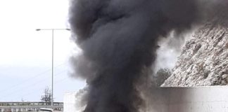 Απίστευτο: Αυτοκίνητο εν κινήσει, τυλίχθηκε χθες στις φλόγες