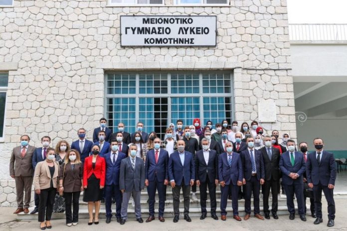 ΤΣΑΒΟΥΣΟΓΛΟΥ ΣΧΟΛΕΙΟ