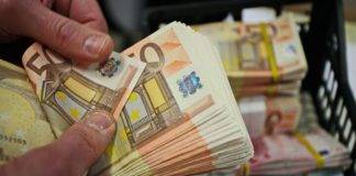 Κρατική ενίσχυση 210 € / μήνα για πέντε χρόνια σε όσους έχουν χρέη