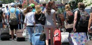 Τουρισμός: Πάνω από 1 εκ. οι αφίξεις τον Ιούνιο έναντι 87.481 πέρυσι