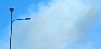 Αποκλειστικό: Συμβαίνει τώρα – Καίγεται το τουριστικό τρενάκι της Ξάνθης