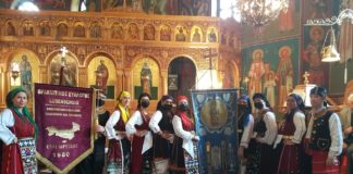 Οι Θρακιώτες του Λουντενσάϊντ τίμησαν τον προστάτη της πόλης, Άγιο Νεκτάριο – Βραβεύθηκε η μακροβιότερη Θρακιώτισσα για την προσφορά της