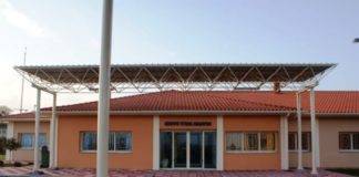 Ο Δήμος Αβδήρων κλείνει δρόμους, τοποθετεί μαύρα πανό και «καταλαμβάνει» την Πέμπτη το ΓΝΞ