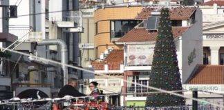 Διακόπτεται αύριο η κυκλοφορία επί της 28ης Οκτωβρίου, για τον χριστουγεννιάτικο διάκοσμο