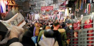 Οι Τούρκοι στους δρόμους – Κατάρρευση της λίρας