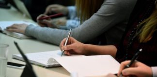 Πάνω από 40.000 προσλήψεις θα γίνουν στο Δημόσιο και ΟΤΑ μέσα στο 2022