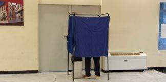 Εκλογές ΚΙΝΑΛ: Και άλλη παράταση, στις κάλπες που υπάρχει κόσμος στην ουρά