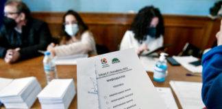 Εκλογές ΚΙΝΑΛ: Ποιοι ψηφίζουν την Κυριακή στο δεύτερο γύρο -Όλη η διαδικασία