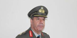 Ο πρ. Διοικητής του Δ’ ΣΣ Χαράλαμπος Λαλούσης παραμένει Αρχηγός του ΓΕΣ με τις χθεσινές κρίσεις στην ηγεσία των ενόπλων δυνάμεων