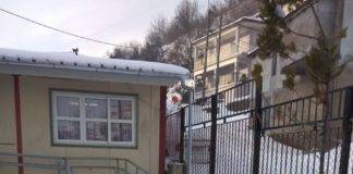 Αυλές – παγοδρόμια στα σχολεία του Δήμου Μύκης χθες