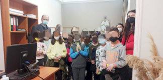Μικροί «δημοσιογράφοι» από το 1ο Δημοτ. Σχολείο Ξάνθης στα νέα γραφεία της «Θ»