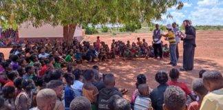 Το 5ο Γυμνάσιο ενισχύει την ιεραποστολή της Μαδαγασκάρης