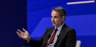 Μητσοτάκης: Προτεραιότητα για την κυβέρνηση η περαιτέρω μείωση των εισφορών