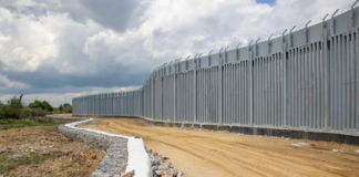 Θεοδωρικάκος: 1.500 άτομα πήγαν χθες να περάσουν από τον Έβρο- Οργανωμένο σχέδιο της Τουρκίας