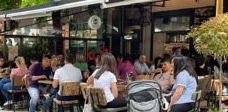 Εστίαση: Παράταση έως 15 Ιανουαρίου 2023 για την επέκταση των τραπεζοκαθισμάτων σε κοινόχρηστους χώρους