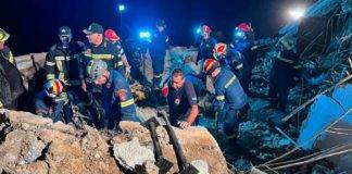 Κρήτη: Βράχος καταπλάκωσε ενοικιαζόμενα δωμάτια – Σκοτώθηκε μητέρα, σώθηκαν πατέρας και παιδί